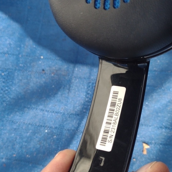 Logitech Black Wireless Headset NWT - Picture 4 of 4